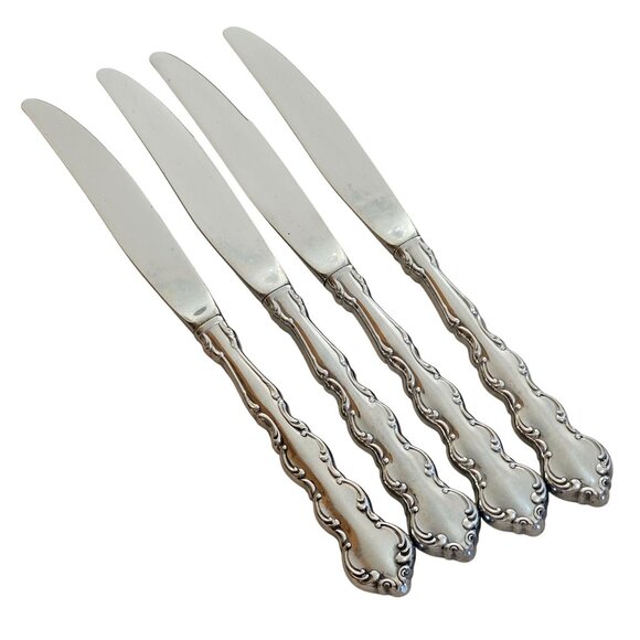 4 Oneida Deluxe Mozart Dinner Knife scalloped edge baroque scrolls 80s vtg stain - Picture 1 of 9